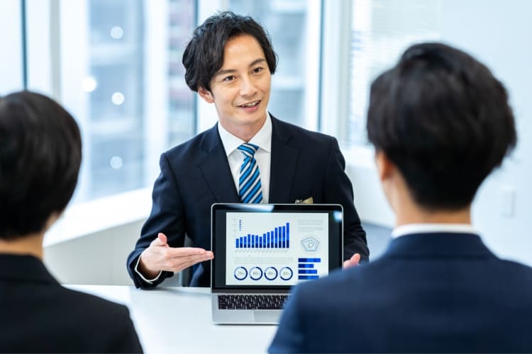 ファイナンシャルプランナーに相談